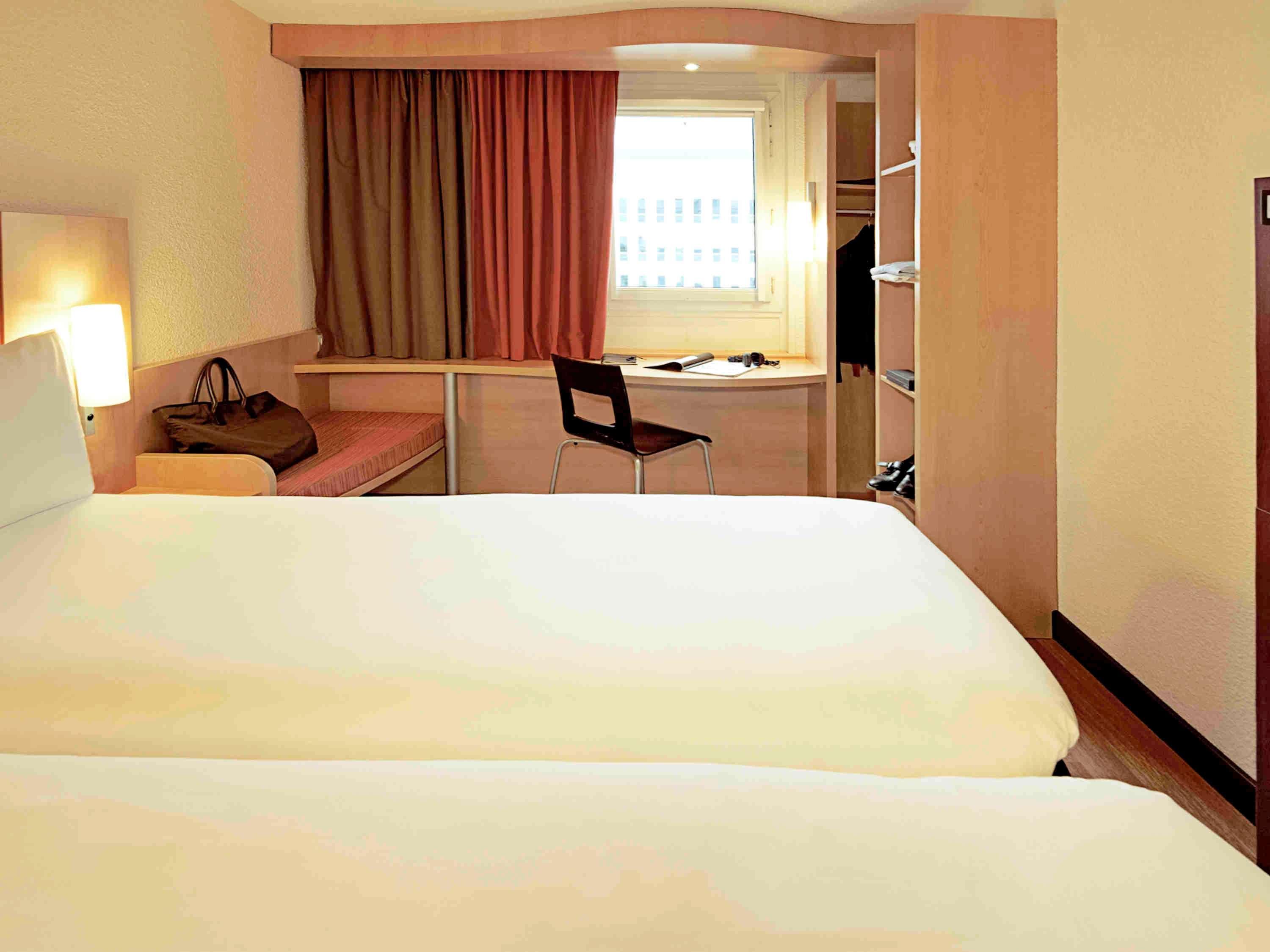 Hotel Ibis Lyon Est Chaponnay Exteriér fotografie
