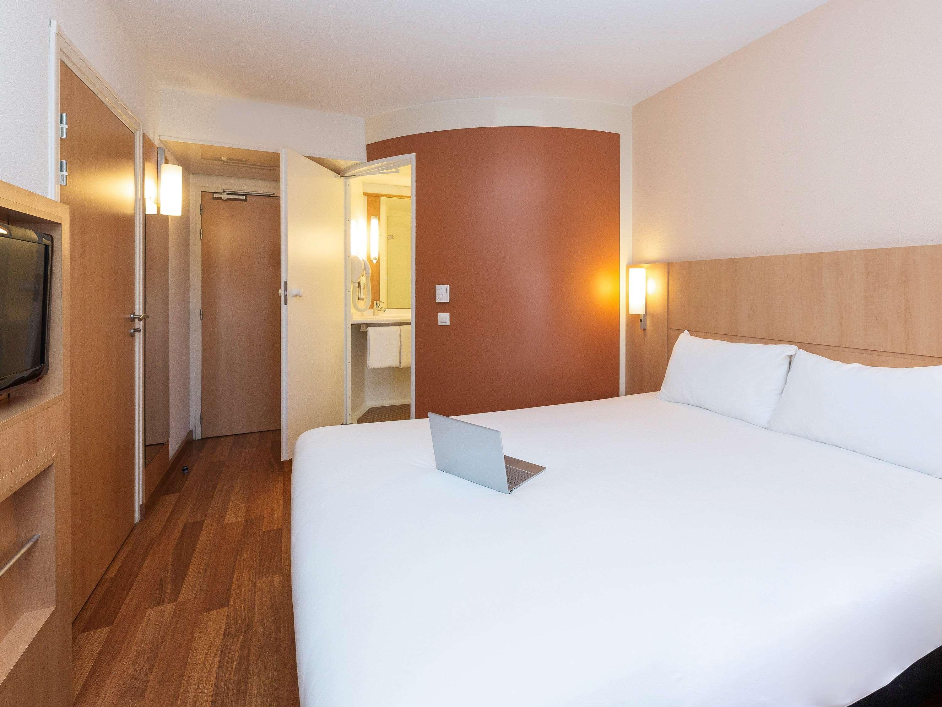 Hotel Ibis Lyon Est Chaponnay Exteriér fotografie