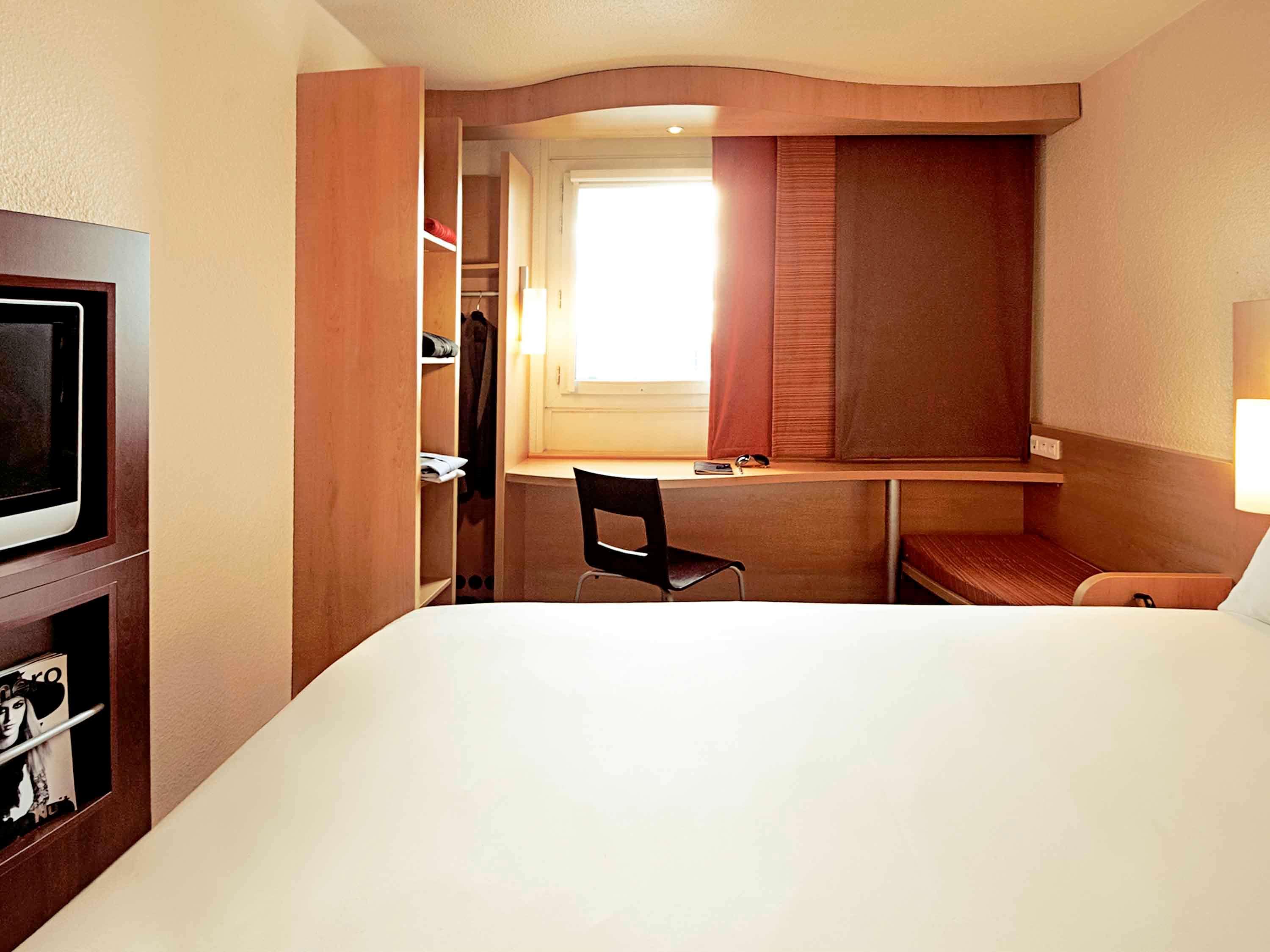 Hotel Ibis Lyon Est Chaponnay Exteriér fotografie