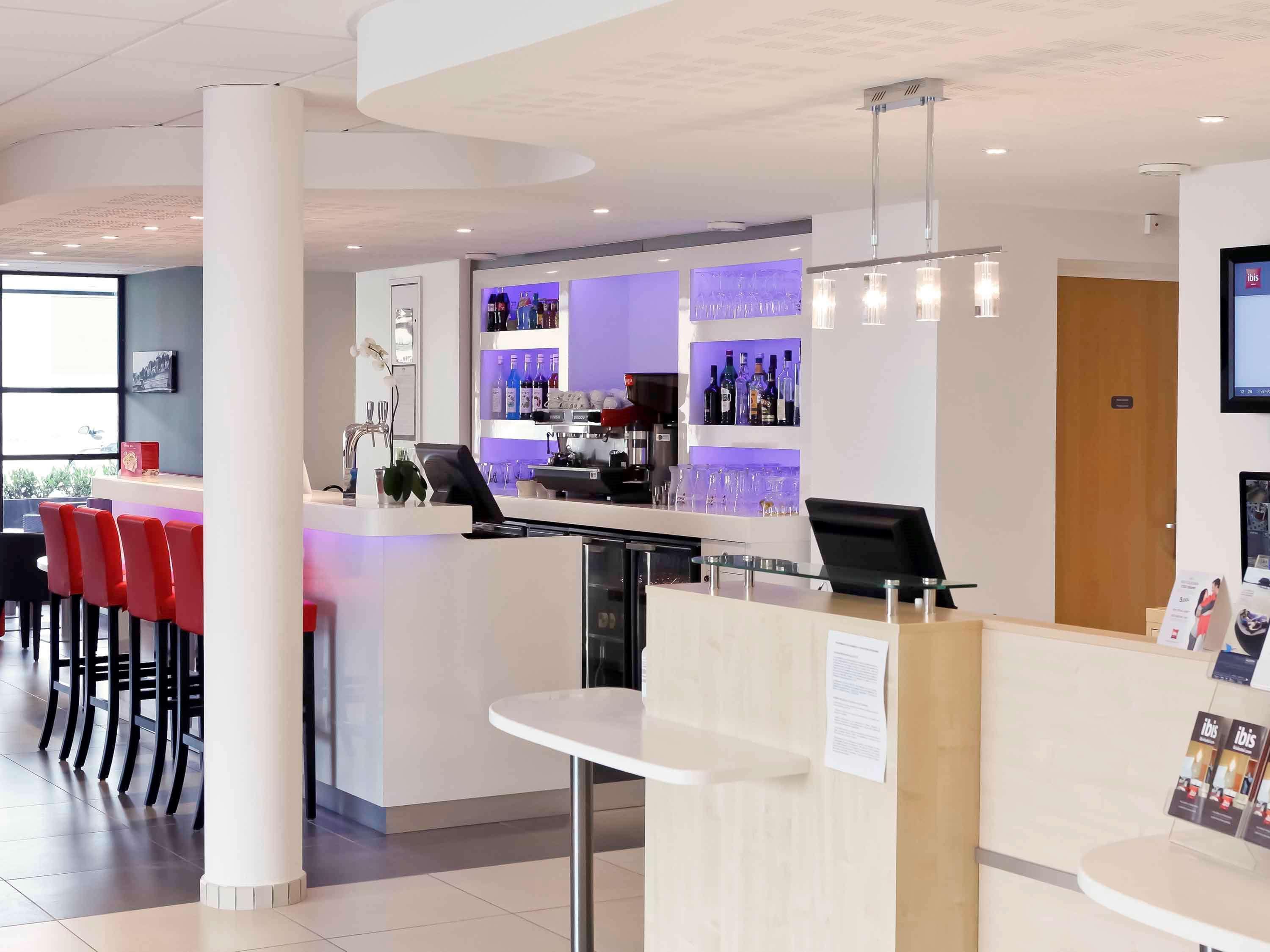Hotel Ibis Lyon Est Chaponnay Exteriér fotografie