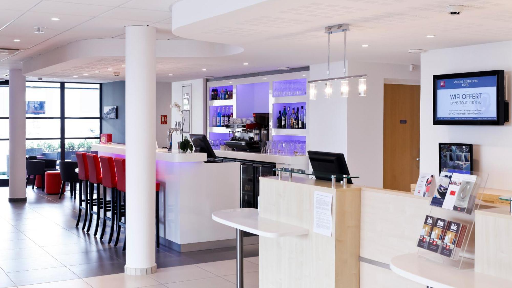 Hotel Ibis Lyon Est Chaponnay Restaurace fotografie